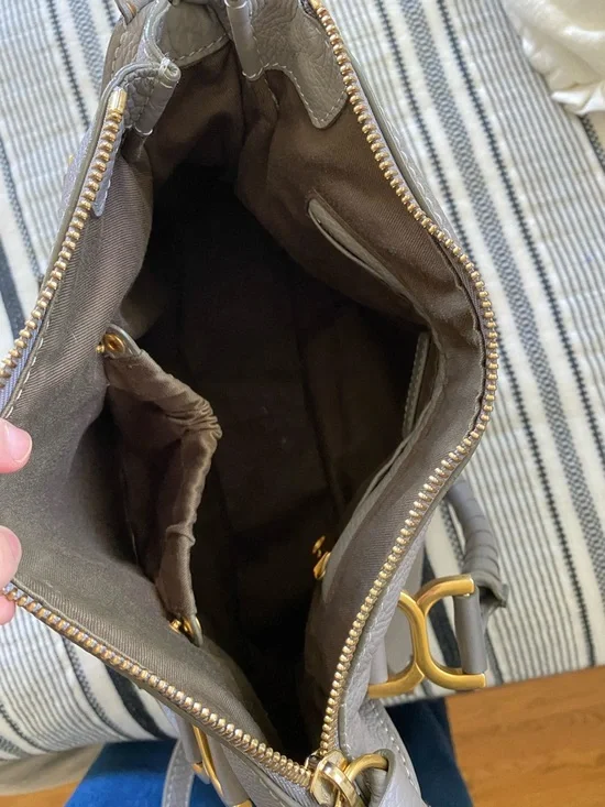 Chloé Marcie Medium Leather Shoulder Bag —  Gray with Gold Hardware - Picture 7 of 10